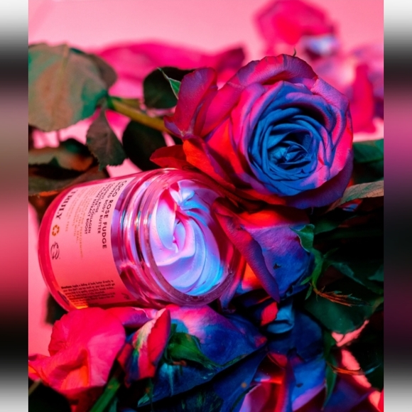 TRULY Beauty's Coco Rose Fudge Whipped Body Butter - Picture 3 of 7